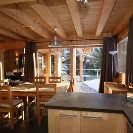 Chalet Chalet 8 Pax Ski In Out Next To Grand Montet Lift *