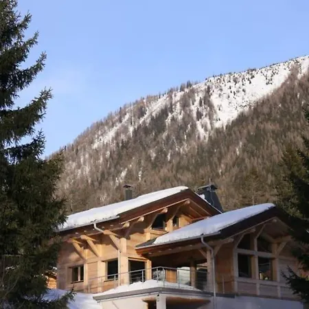 Chalet Chalet 8 Pax Ski In Out Next To Grand Montet Lift Chamonix